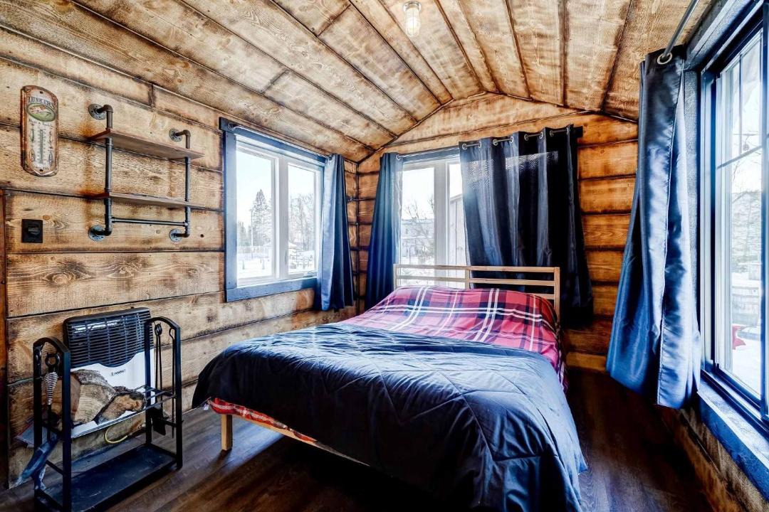 Photo of Bedroom in Lac-des-Plages