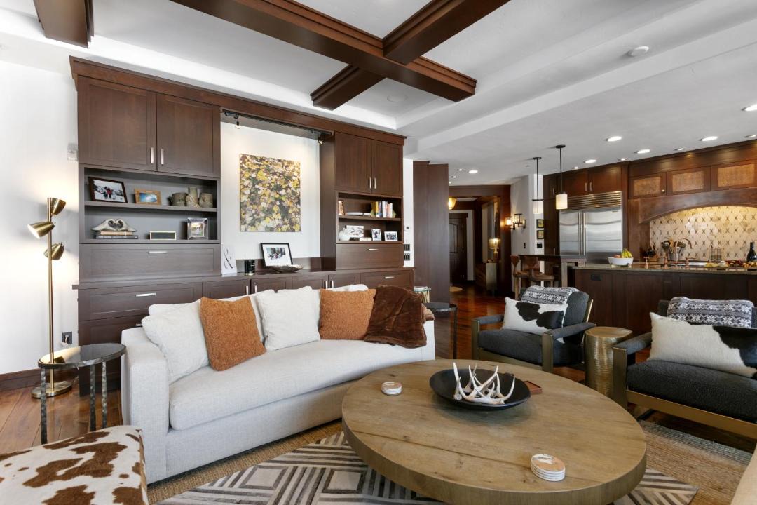 Photo of Livingroom in Empire Pass