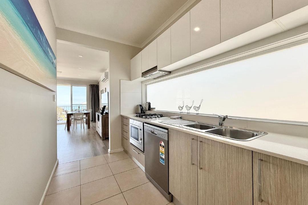 Photo of Others in Caves Beach