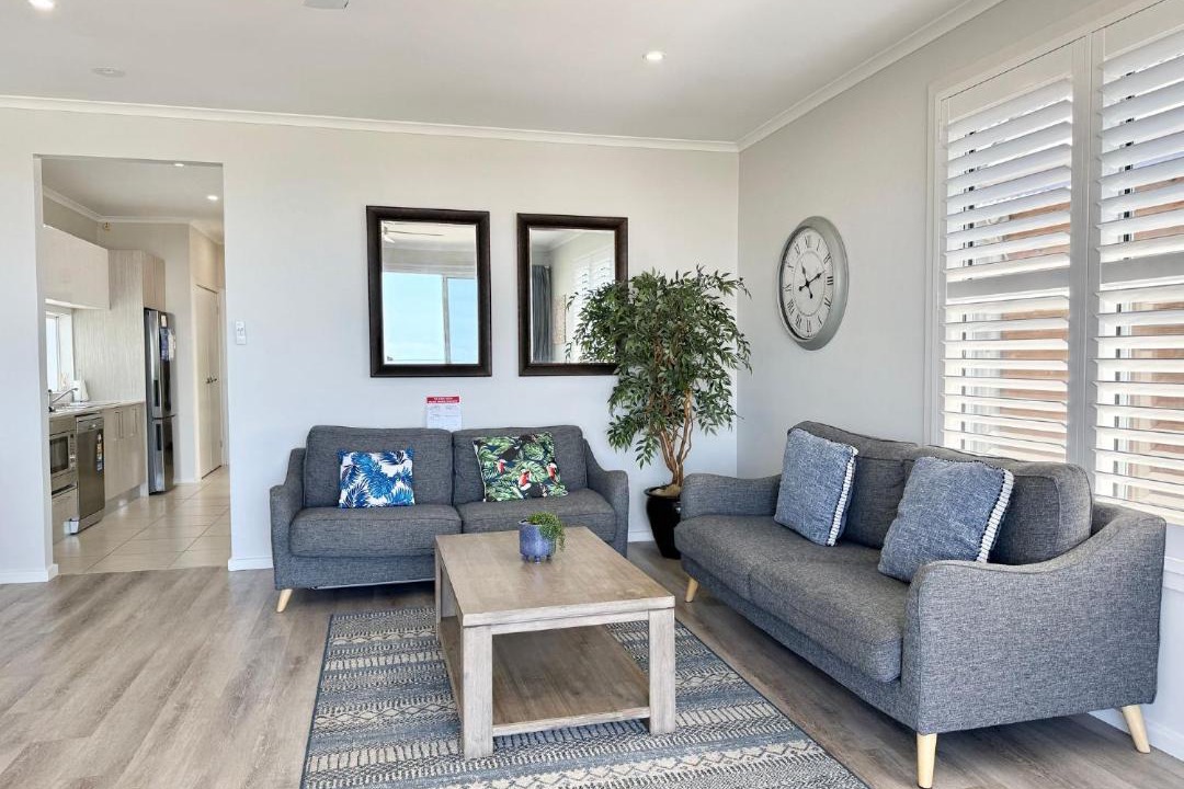 Photo of Others in Caves Beach