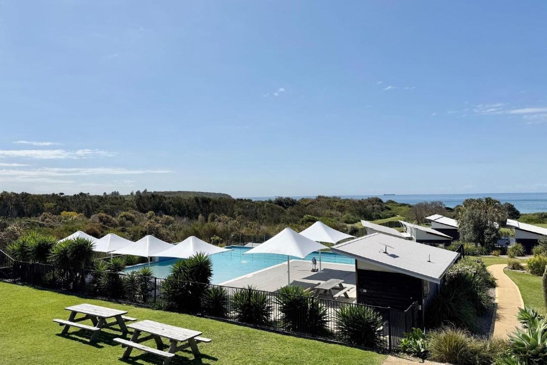 Photo of Others in Caves Beach