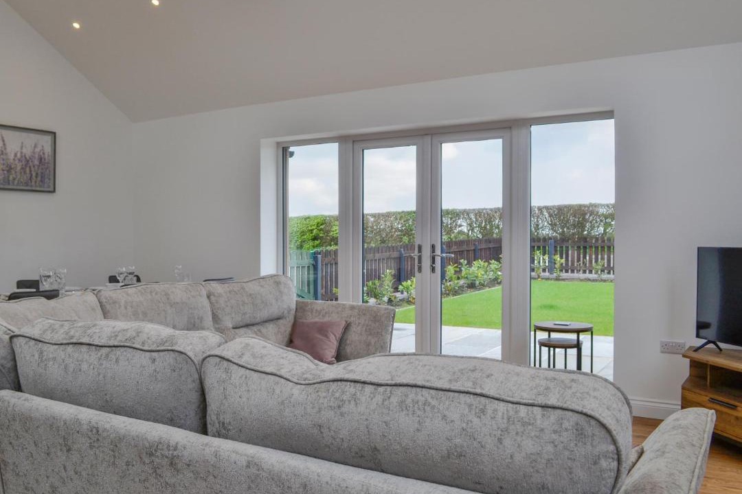 Photo of Others in Wing