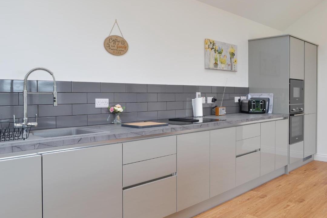 Photo of Kitchen in Wing