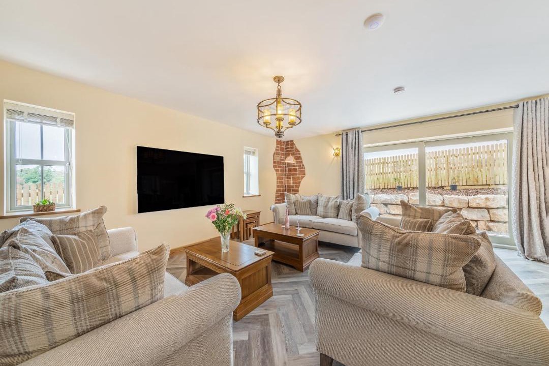 Photo of Others in Wing