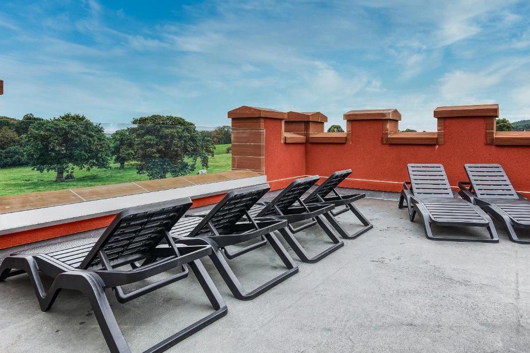 Photo of Others in Wing