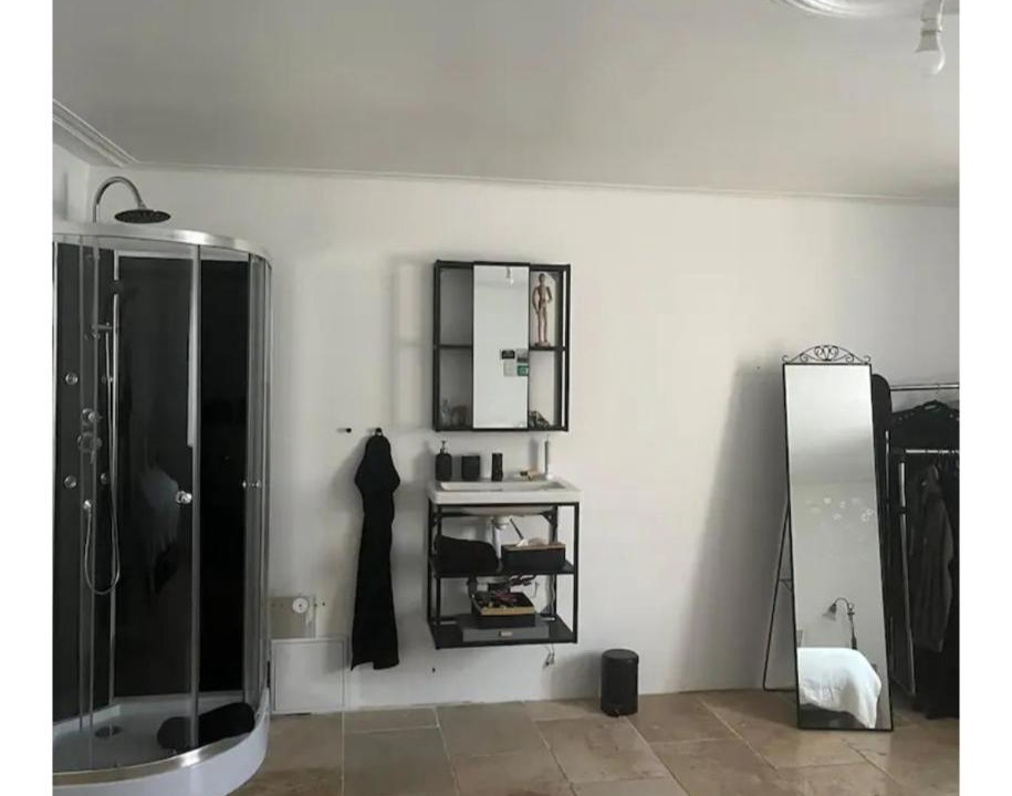 Photo of Others in Murville