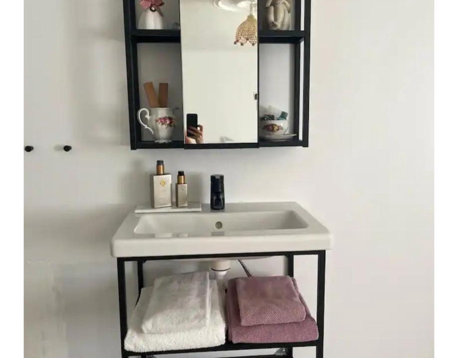 Photo of Others in Murville