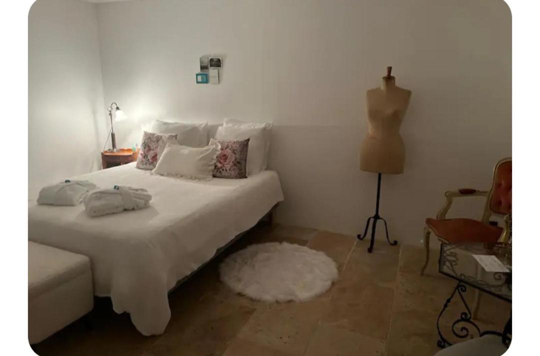 Photo of Others in Murville