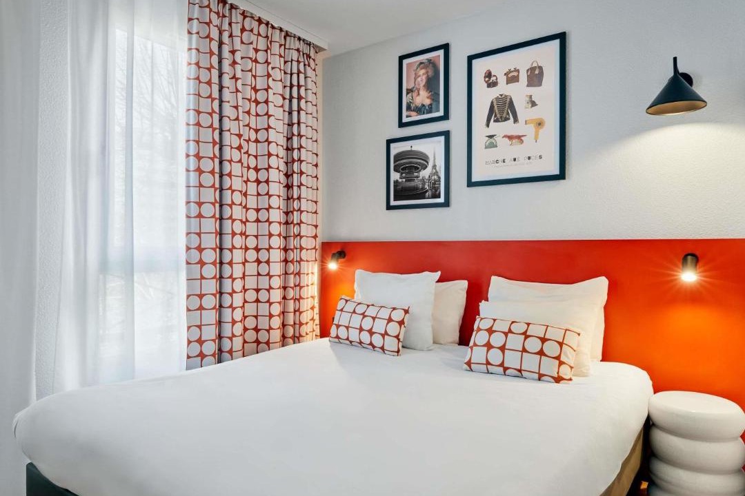 Photo of Bedroom in Vanves