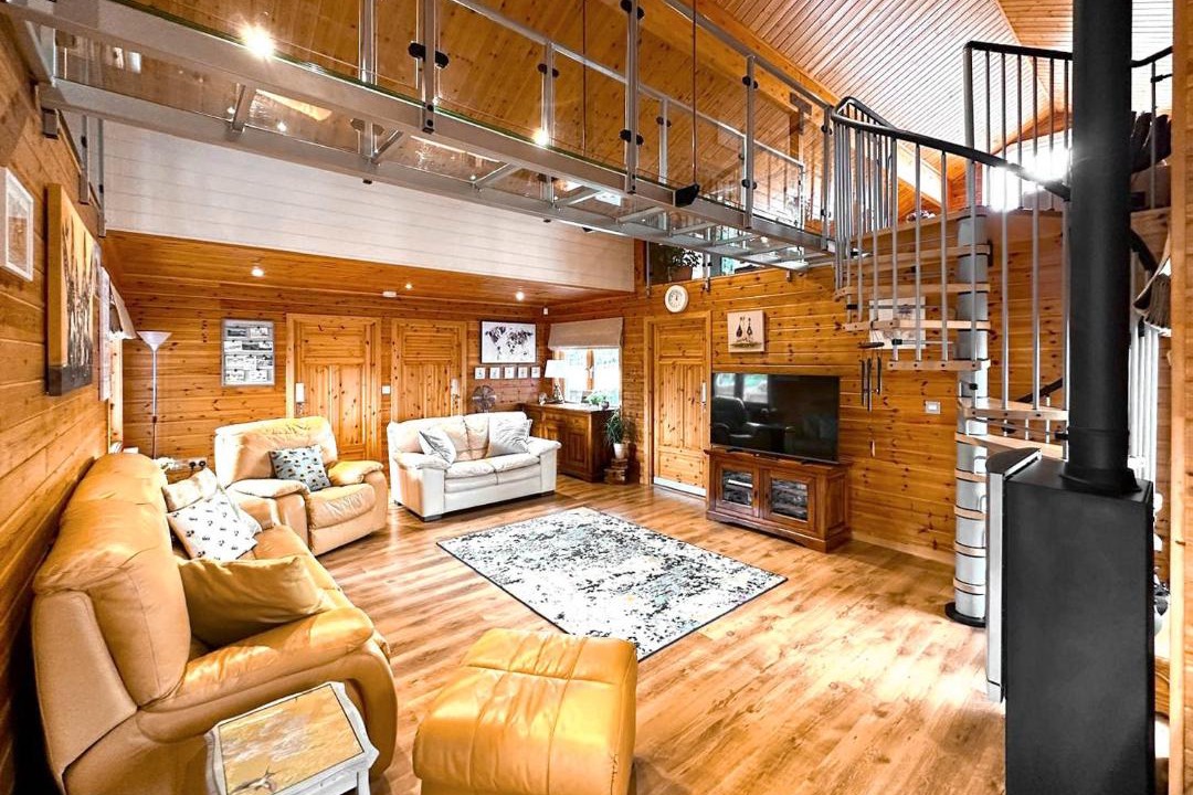 Photo of Others in Hopton