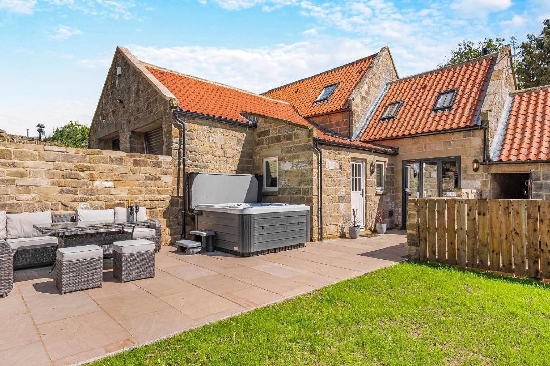 Photo of Others in Ainthorpe