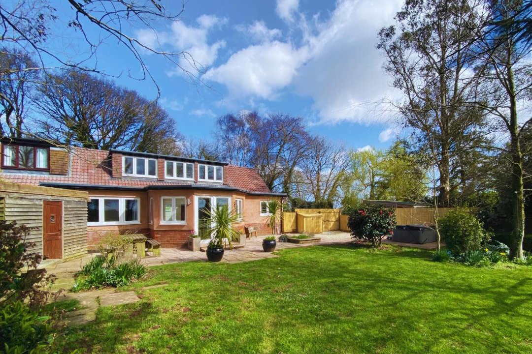 Photo of Others in Runnington