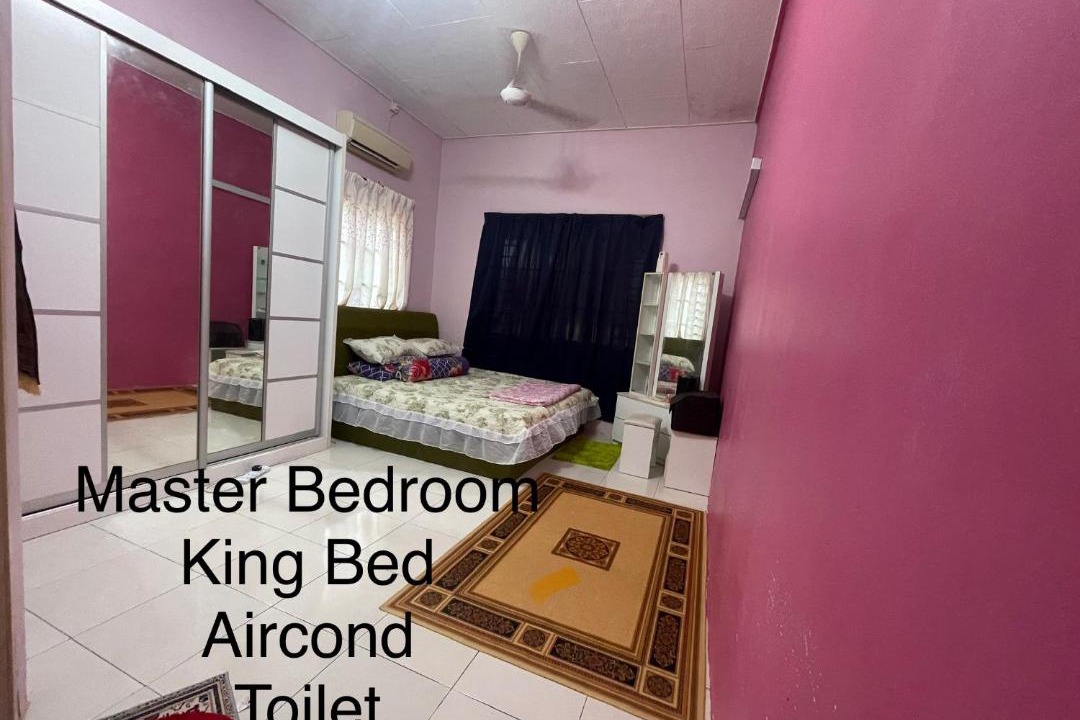 Photo of Bedroom in Larut
