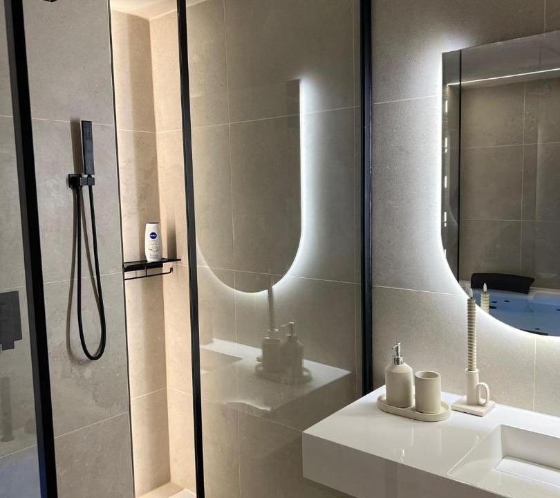 Photo of Bathroom in Melun