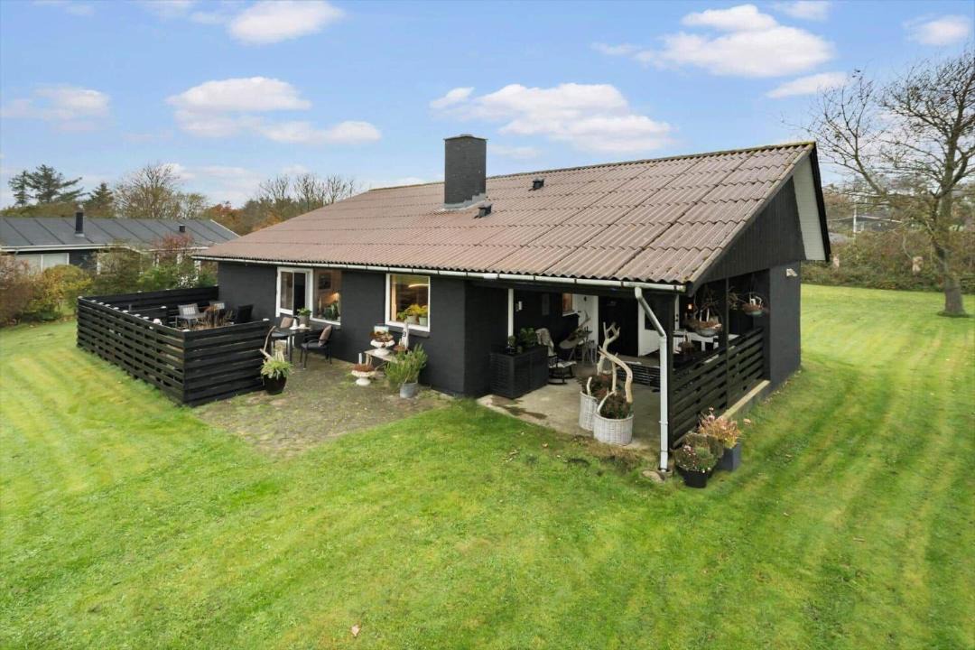 Photo of Others in Remmer Strand
