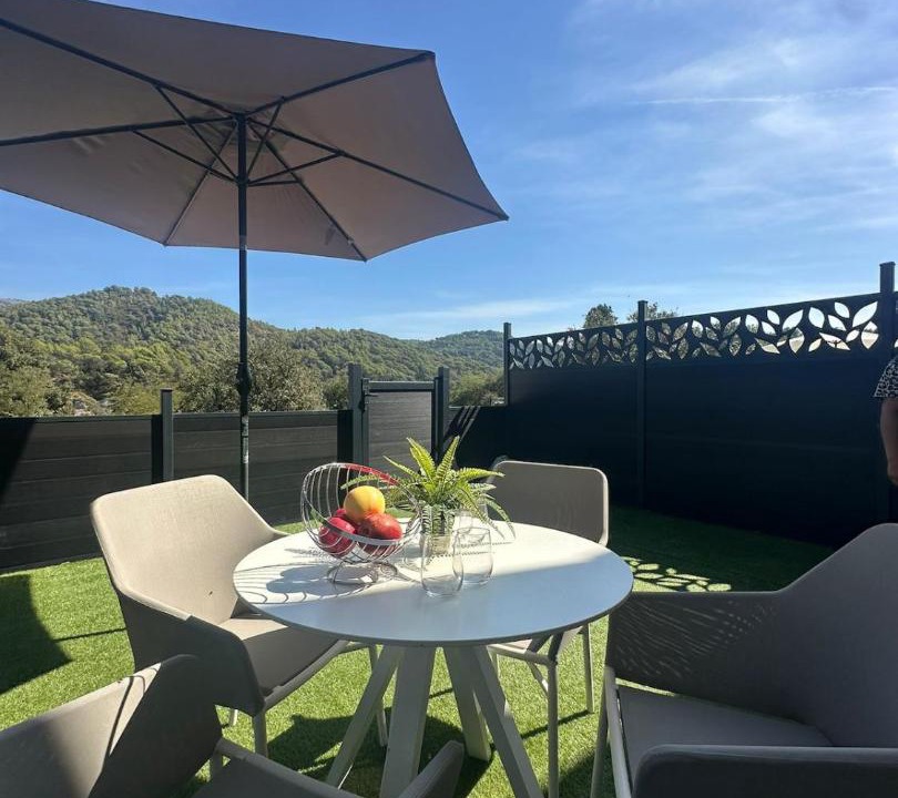 Photo of Others in Contes