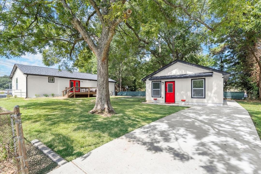 Photo of Others in Belvedere Park