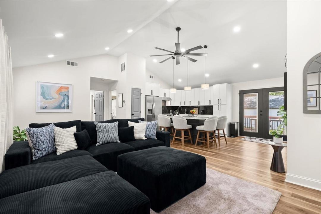 Photo of Others in Belvedere Park