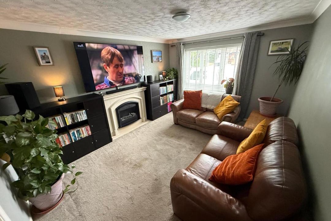 Photo of Livingroom in Burton on Trent