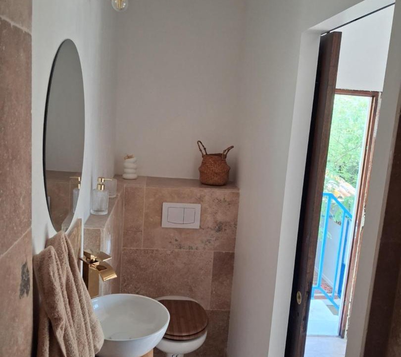 Photo of Bathroom in Montseret
