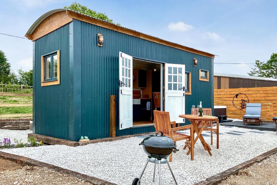 Photo of Others in Hannington