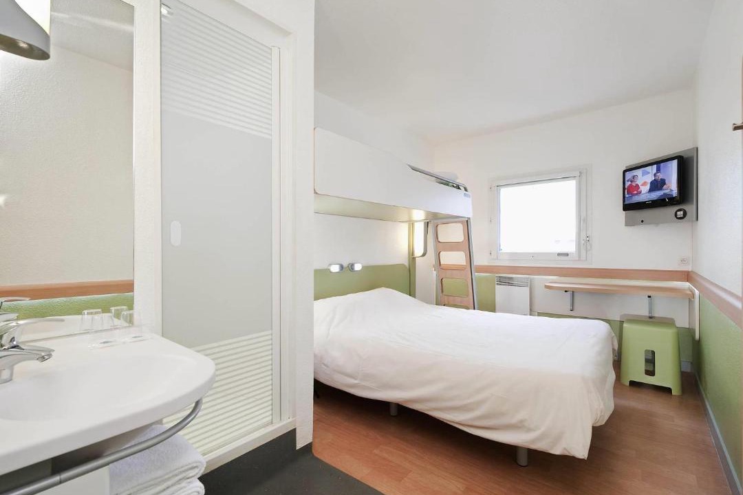 Photo of Others in Velizy-Villacoublay