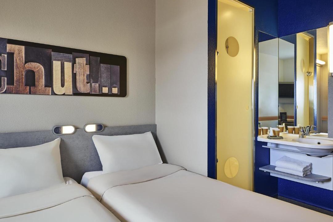 Photo of Others in Velizy-Villacoublay