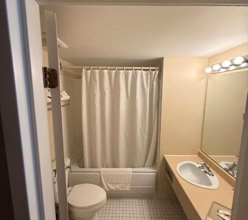 Photo of Bathroom in Temiscaming