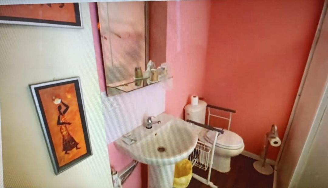 Photo of Bathroom in Navalcarnero