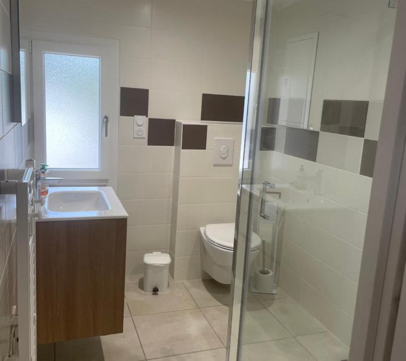 Photo of Bathroom in Saint-Jean-de-Thouars