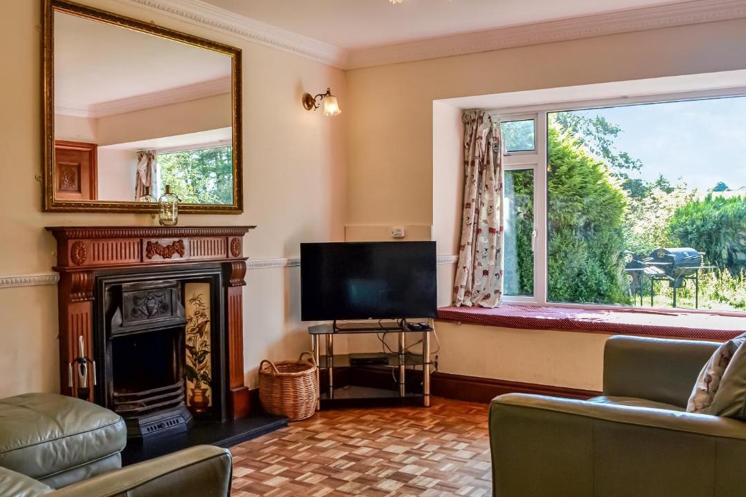 Photo of Others in Wing