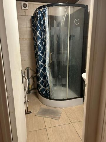 Photo of Bathroom in Charleville-Mezieres