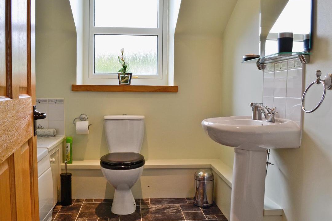 Photo of Bathroom in Comrie