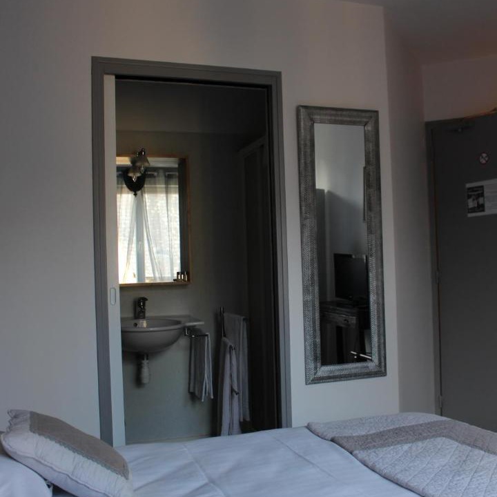 Photo of Bedroom in Pire-sur-Seiche
