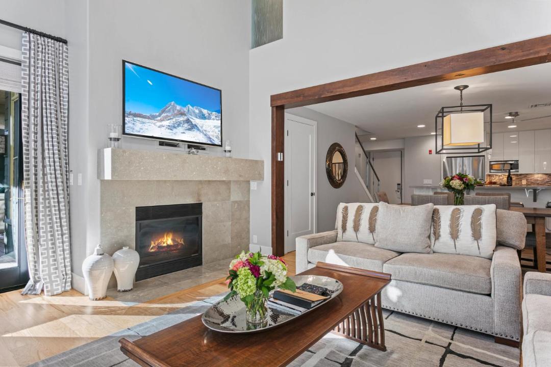 Photo of Livingroom in Deer Valley