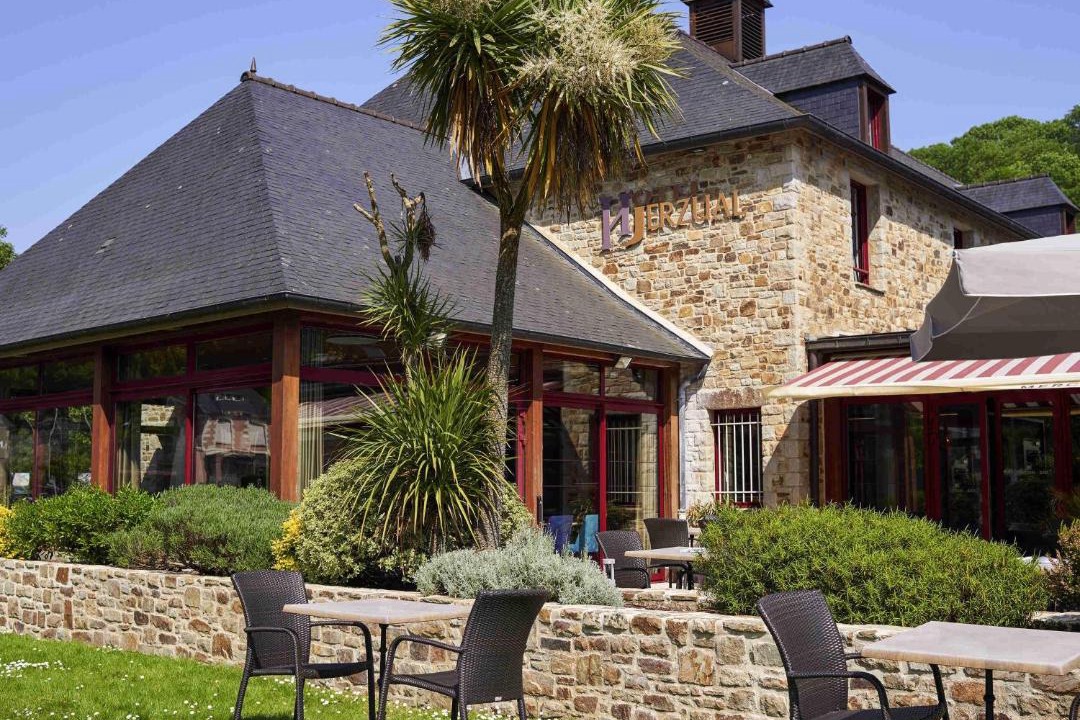 Photo of Others in Lanvallay