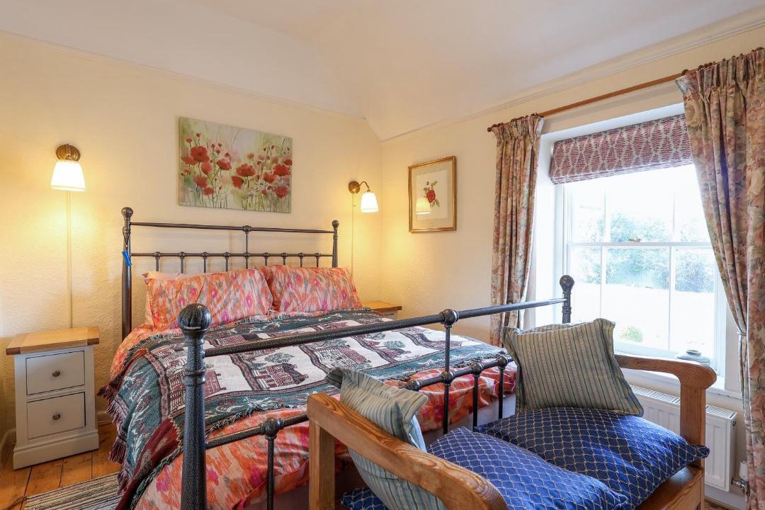 Photo of Bedroom in Lechlade