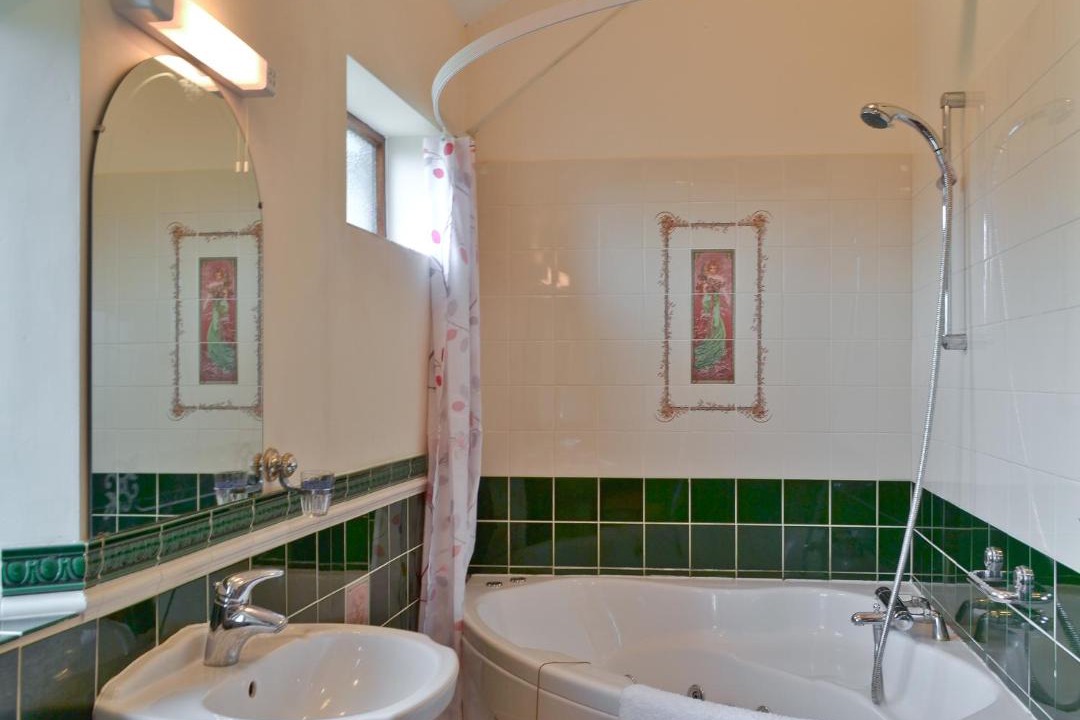 Photo of Bathroom in Colyton