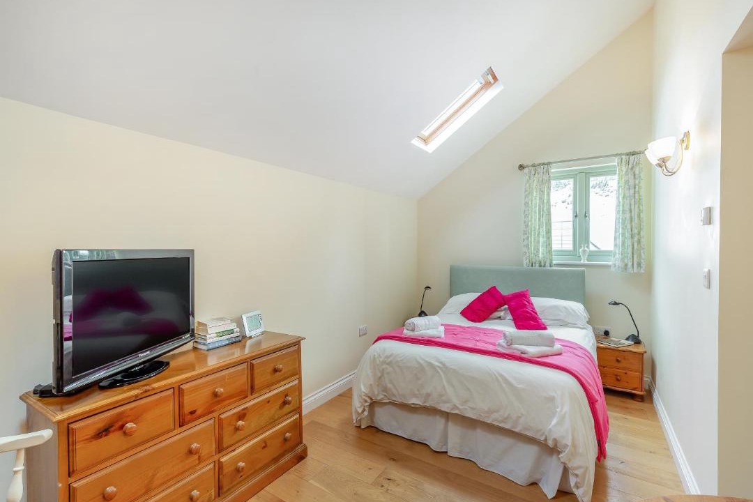 Photo of Bedroom in Tirabad