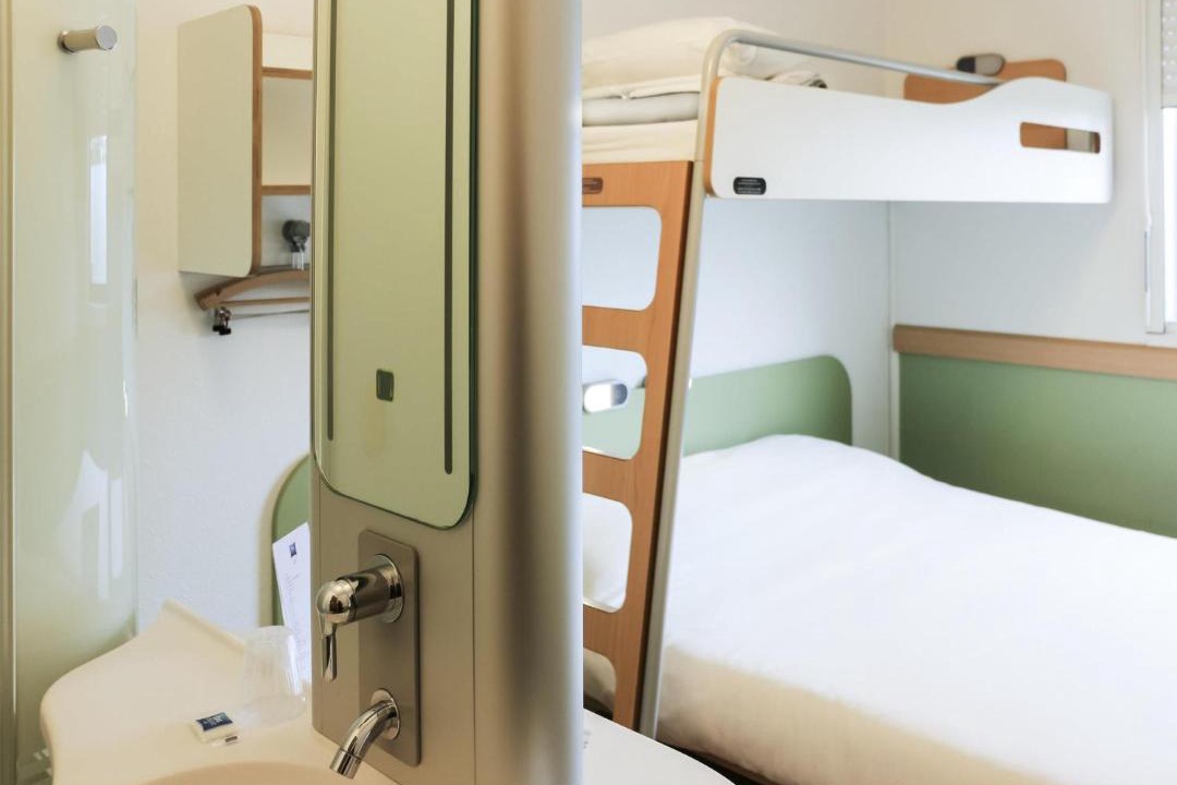 Photo of Bedroom in Castelnaudary