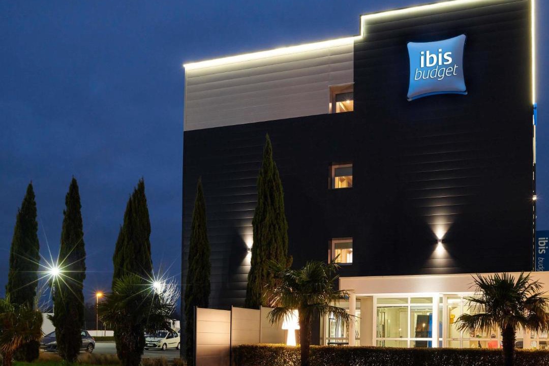 Photo of Others in Mesanger