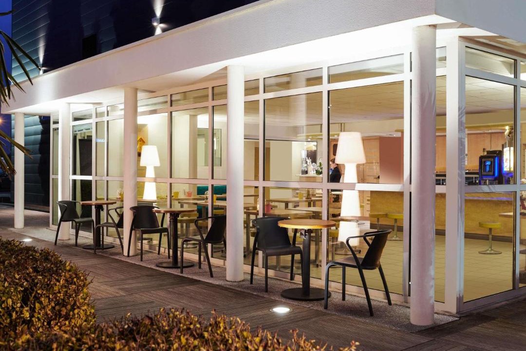 Photo of Others in Mesanger