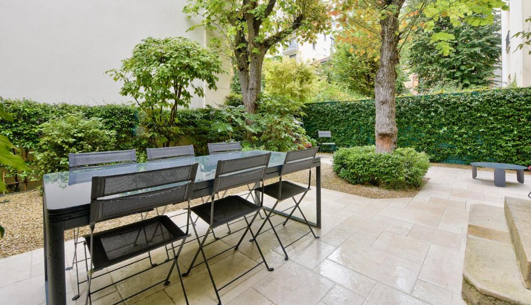 Photo of Others in Auteuil