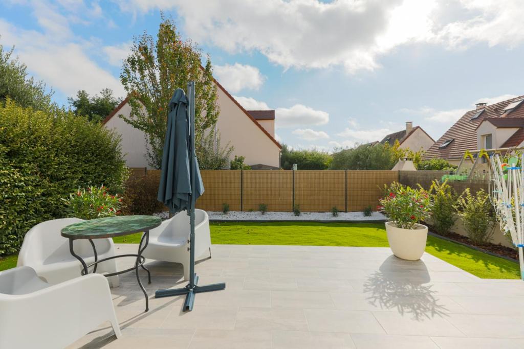 Photo of Patio Balcony in Cormeilles-en-Parisis