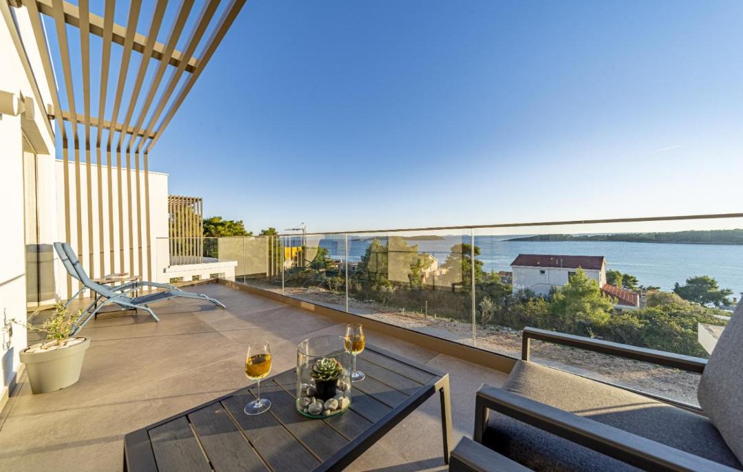 Photo of Patio Balcony in Potirna