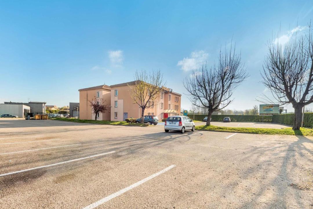 Photo of Others in L'Isle-d'Abeau