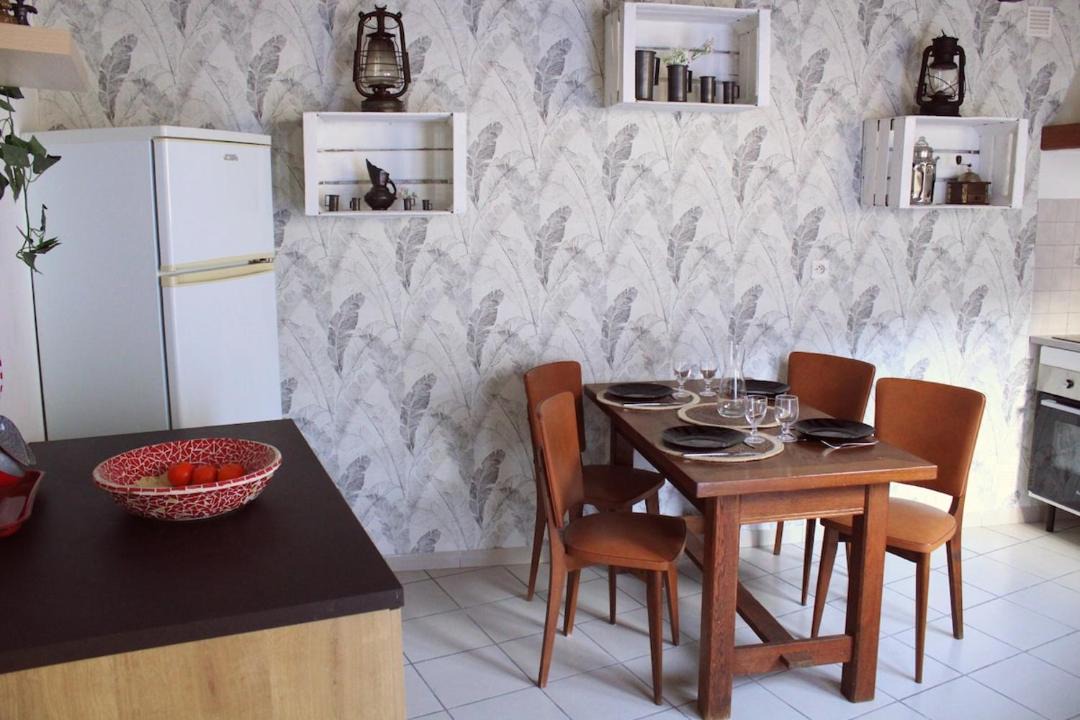 Photo of Kitchen in Brain-sur-Allonnes