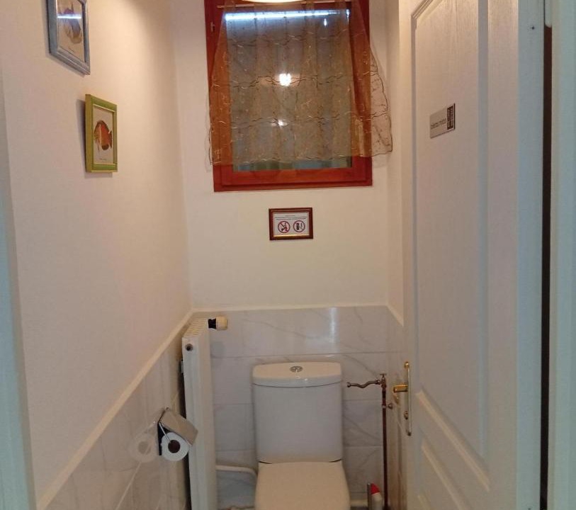 Photo of Bathroom in Orveau-Bellesauve