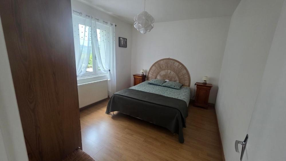 Photo of Bedroom in Saint-Come-d'Olt