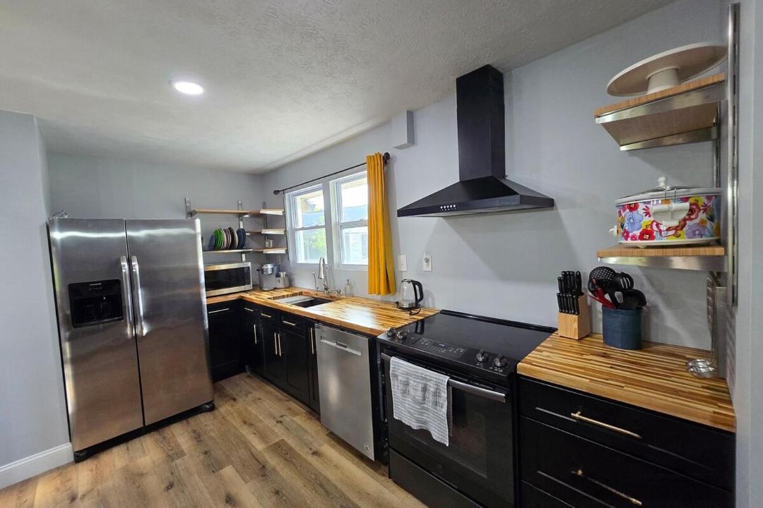 Photo of Kitchen in Oak Ridge